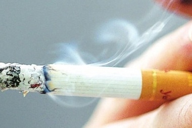 Habilitarán la producción de cigarrilos antes que la gente se empiece a fumar los sahumerios y las espirales