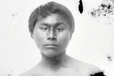 Devolverán los restos de un aborigen al que secuestraron "para estudiarlo" y murió preso en el Museo de La Plata