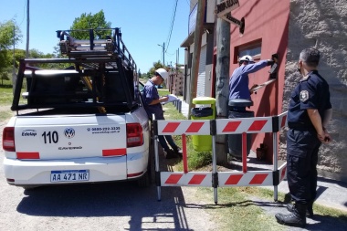 Residencialmente colgados: detectan conexiones clandestinas en Sicardi y City Bell