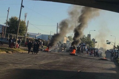 Vecinos de El Mercadito denuncian que todas las noches se recargan a tiros