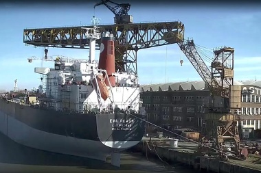 Crece la bronca en Astilleros por la decisión de comprar buques viejos a Francia