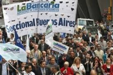 Bach adelantó la participación de los trabajadores bancarios en la marcha nacional del 4 de abril