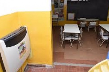 Frío polar, política caliente: un precandidato denunció penalmente a Garro y la Provincia por las escuelas sin estufas