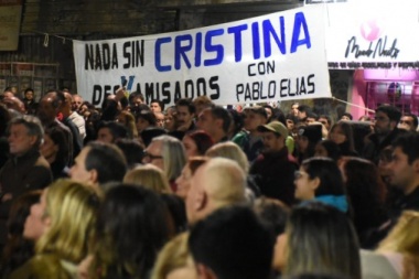 La Plata No Olvida: la militancia peronista recordó el intento de matar a Cristina