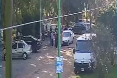 El Pata Medina festejó su cumpleaños y en Villa del Plata lo escracharon