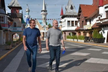 Cada vez vez más jugado con Larreta, Garro lo llevó a la Repu donde desayunaron con vecinos y hablaron de unidad