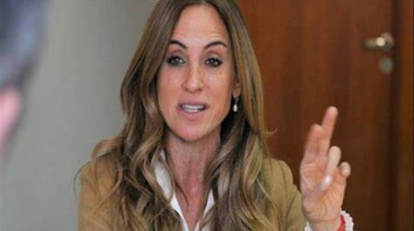 En La Plata: le apuntan a Tolosa Paz por 100 comedores supuestamente truchos