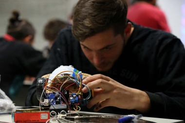 Robocop en camino: fue un éxito el curso de robótica que organizó el municipio