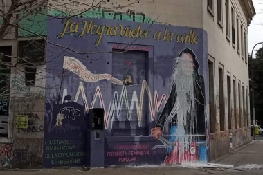 Repudio total: vandalizaron el mural que recuerda a la periodista platense Virginia Illarucci