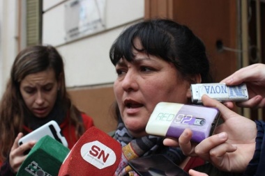 Liberaron a la mujer que protestaba en el municipio: "me trataron como a una delincuente"