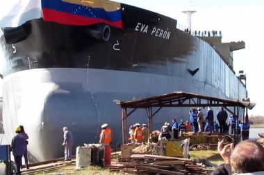 Alegría y emoción en el Astillero: Maduro se comprometió a financiar la terminación de los buques Eva Perón y Juana Azurduy
