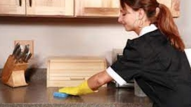 En negro no es legal, eh: inspeccionan libros de guardia de los countrys para saber qué cantidad de personal doméstico entra