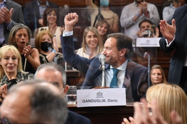 Darío Ganduglia se quedó con la presidencia del Concejo Deliberante platense y el radical Rovella presidirá el bloque macrista