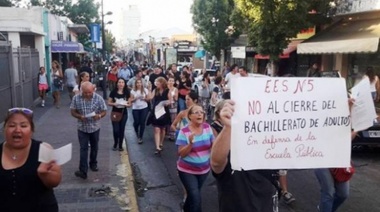 Bachillerato de adultos: en medio de la polémica la Provincia anuncia que habrá "Aulas de Aceleración"