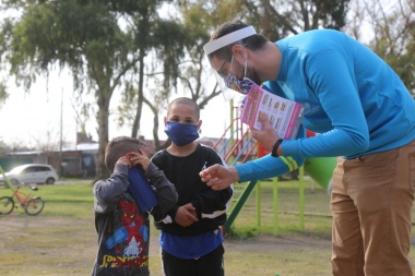 Barbijo hasta para las hormigas: la Muni platense hará operativos especiales por los pic nic de la Primavera