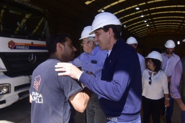 ¿Cábala?: Garro visitó la fábrica de ladrillos donde estuvo Macri en 2015