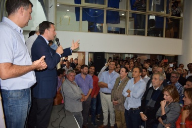 PJ La Plata: gesto de unidad que algunos interpretan como "puede haber PASO entre dos o tres listas"