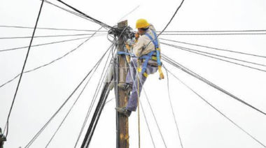 Cientos de familias de Barrio Norte sin teléfonos por un robo de cables