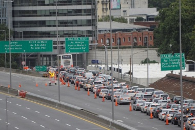 Por obras en el cruce con la 25 de Mayo, este finde se entra a la CABA a paso de tortuga