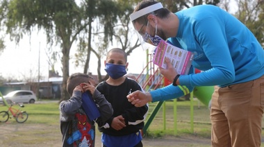 Barbijo hasta para las hormigas: la Muni platense hará operativos especiales por los pic nic de la Primavera
