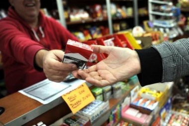 Antes de matarte te deja seco: ya rige el 5° aumento de cigarrillos en lo que va del año