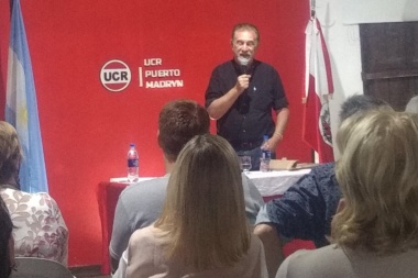 Soplan vientos de unidad nacional: Federico Storani dijo que "los radicales nunca votaríamos a Milei"