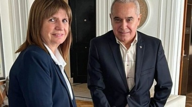 Al fondo a la derecha: el ex fiscal Romero se sumó al espacio de Pato Bullrich como precandidato a senador