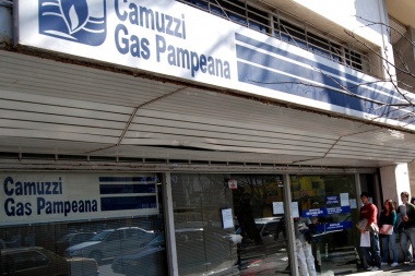 Este miércoles: por el tarifazo, convocan a protestar frente a la sede platense de Camuzzi