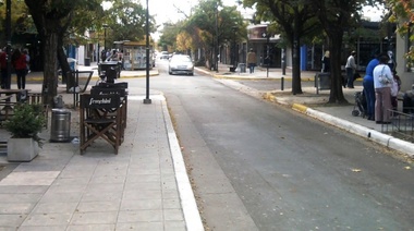 Una Asamblea de comerciantes decidirá si hacen peatonal a la calle Cantilo de City Bell