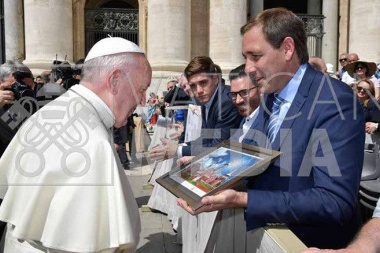 Garro estuvo con el Papa y hablaron de la ciudad y la República de los Niños