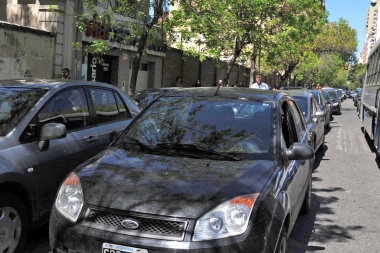 El año que viene habrá en La Plata un escuadrón anti doble fila