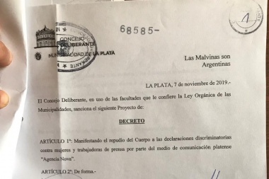 Concejalas platenses se sumaron al repudio por los conceptos de una agencia de noticias sobre el tetazo en Plaza Moreno