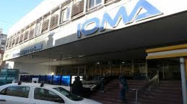 Los médicos de la AMP rechazaron la oferta de IOMA de aumento de honorarios y plus Covid
