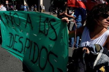 Diario Hoy: la empresa no paga, no responde y sus trabajadores denuncian complicidades en el ministerio de Trabajo