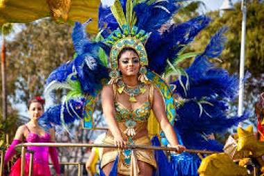 La Previa en el Poliderportivo: Ensenada quiere reafirmarse como el mejor carnaval de la Región