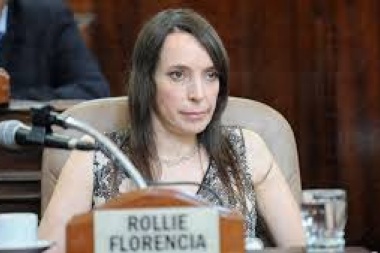 No le pierde pisada: la concejal rebelde de Cambiemos cuestionó que el intendente Garro ande en auto nuevo