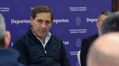 El garrismo salió a defender a su jefe contra las cuerdas por el asunto de los barrios privados