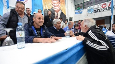 Moyano se declaró platense, con cariño por el Lobo y preguntó dónde estaba Florencia