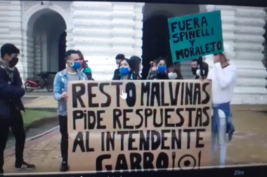 Piden ayuda a Garro: sigue el padecimiento de los trabajadores del restorán del Complejo Malvinas