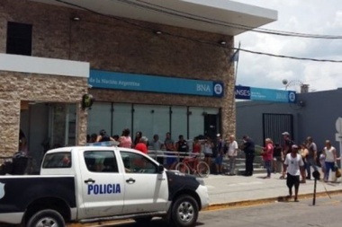 El lunes convocan a un paro bancario por el asesinato de un cajero durante un asalto