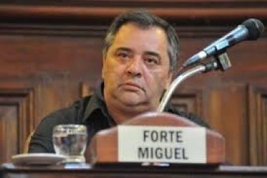 Por la multa a Camioneros, Forte se calentó y dijo que "este es un gobierno de gorilas y oligarcas"