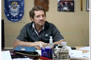 Publicidad en los taxis: ni lerdo ni perezoso, Berón pide $100 extra por día para los choferes