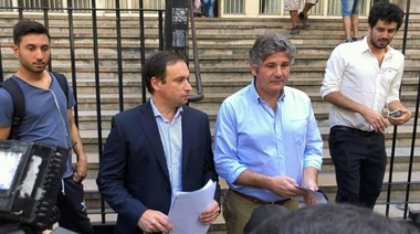 Negrelli denunció coimas, sobreprecios y otras irregularidades en la compra de comida para las escuelas platenses