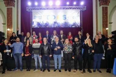 Ensenada: Secco repite los tres de punta, renueva en el medio y da lugar a la massista Valeria Fernández