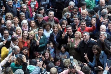 Saintout reunió distintas fuerzas políticas y sociales para definir una propuesta de Ciudad "Que sea la mejor y no quede en una carpeta"