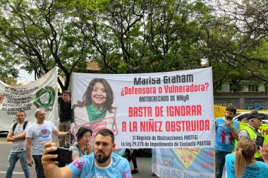 Denuncias falsas, ninguneo: fuerte protesta contra la titular de la Defensoría de la Niñez