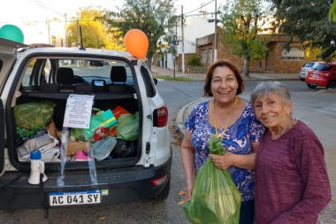 Pies Calentitos pasó por La Loma y quedó claro que es un barrio solidario