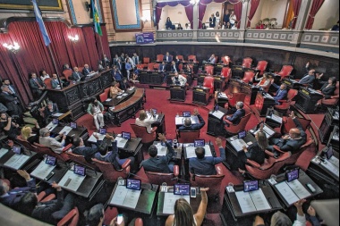 De madrugada, se aprobó el Presupuesto bonaerense con 38% de aumento al Inmobiliario y un impuesto extra a la timba electrónica y on line