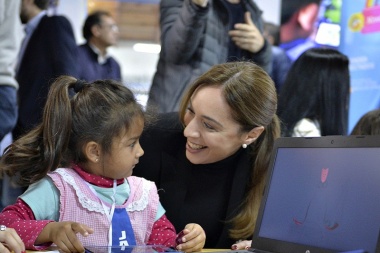 A guardar, a guardar, cada archivo en su lugar: Vidal anunció que en los Jardines de Infantes habrá robótica y computación