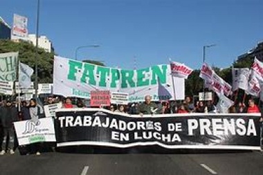 Sueldos de Prensa: paro de 48 horas y movilización a las puertas del diario El Día